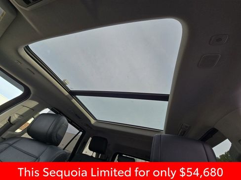 Used 2023 Toyota Sequoia Limited image 40