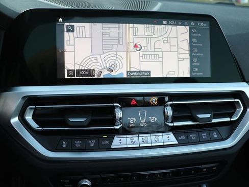 Used 2022 BMW M4 xDrive Competition image 22