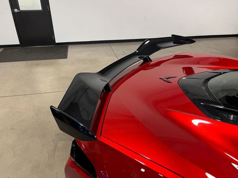 Used 2023 Chevrolet Corvette Z06 w/ Z07 Performance Package image 31