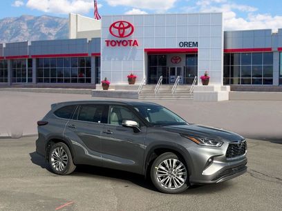 New 2026 Toyota Highlander Platinum