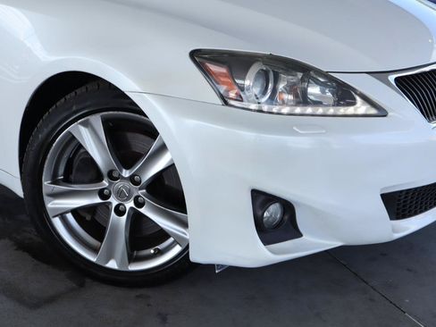 Used 2012 Lexus IS 350 w/ Premium Pkg Value Edition RWD image 4