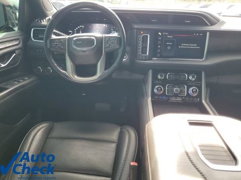 Used 2022 GMC Yukon XL Denali w/ Denali Ultimate Package AWD/4WD image 19