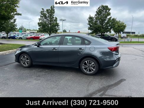 Certified 2024 Kia Forte LXS w/ LXS Technology Package FWD image 8