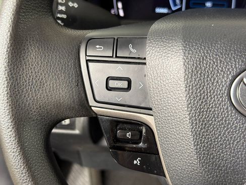 Used 2025 Toyota Camry LE image 24