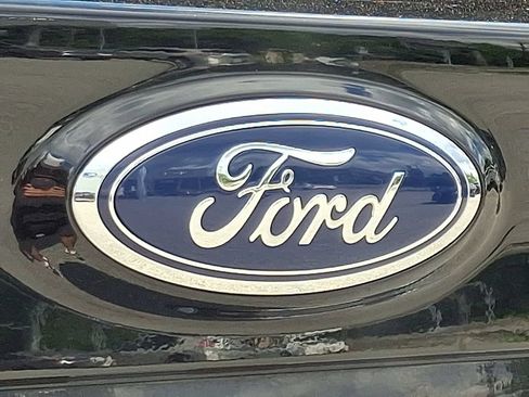 Used 2024 Ford Edge Titanium AWD/4WD image 29