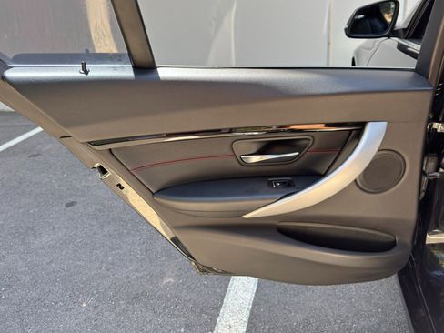 Used 2018 BMW 330i Sedan RWD image 38