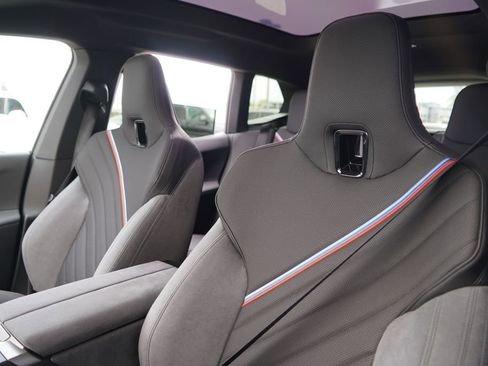 New 2026 BMW iX xDrive45 w/ M Sport Package image 11