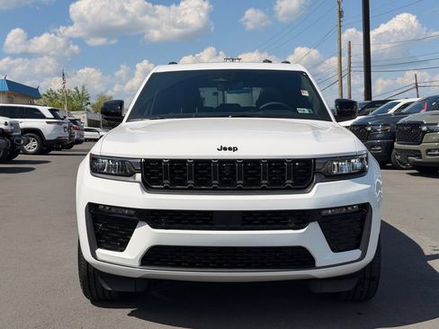 New 2026 Jeep Grand Cherokee Limited AWD/4WD image 5