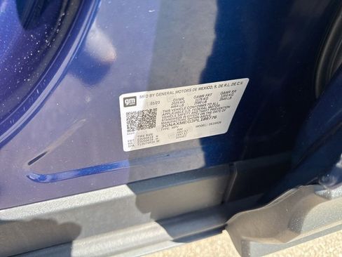 Used 2023 Chevrolet Equinox RS image 38