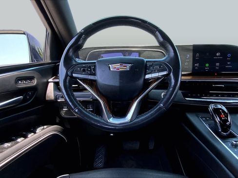 Used 2023 Cadillac Escalade ESV Premium Luxury RWD image 6