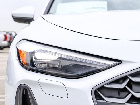 New 2025 Audi A5 2.0T Premium image 9