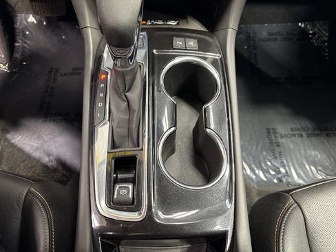 Used 2024 Chevrolet Equinox Premier AWD/4WD image 30