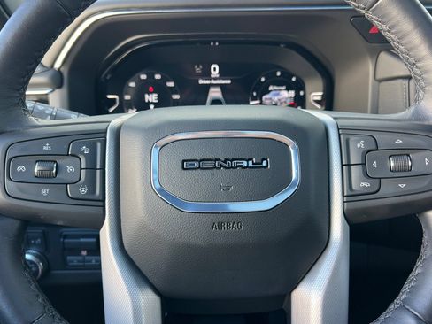 Used 2024 GMC Yukon Denali w/ Denali Reserve Package AWD/4WD image 32
