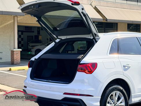 Used 2025 Audi Q3 2.0T Premium w/ Convenience Package image 13