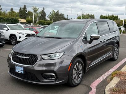 Used 2022 Chrysler Pacifica Limited