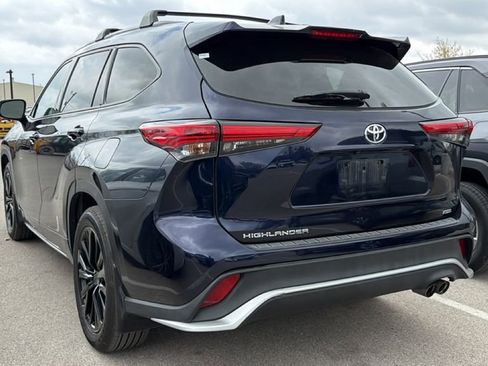 Used 2023 Toyota Highlander XSE image 7