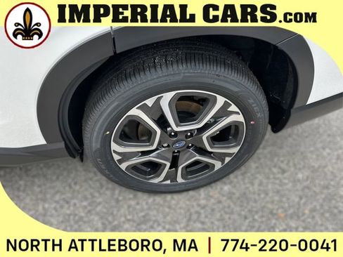 New 2025 Subaru Ascent Touring image 24