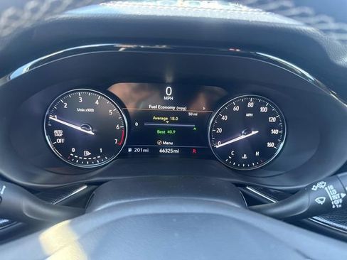 Used 2023 Buick Envision Essence image 32