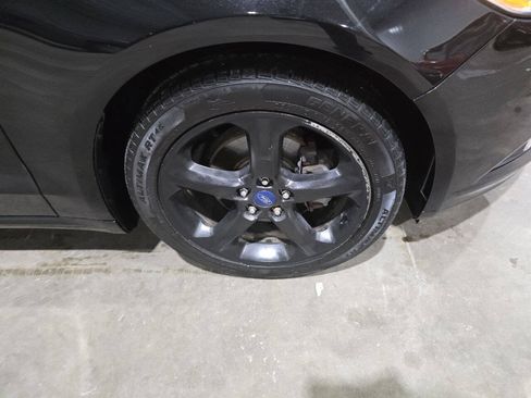 Used 2013 Ford Fusion SE FWD image 19