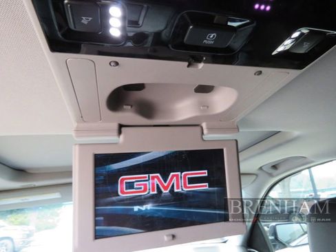 Used 2018 GMC Yukon SLT w/ Premium Edition image 22