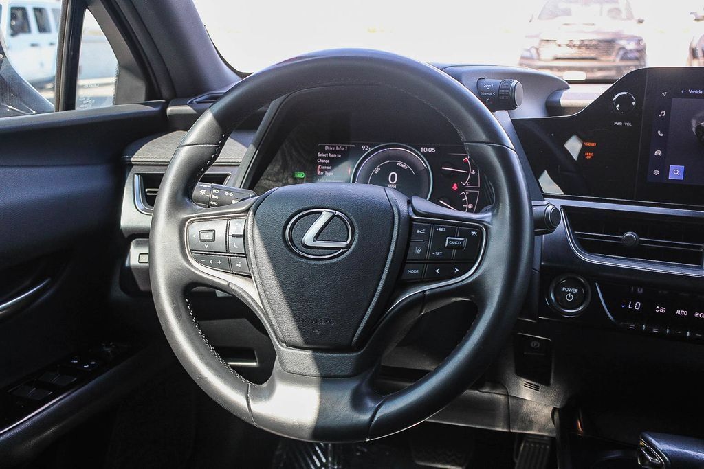 Used 2023 Lexus UX 250h FWD w/ Accessory Package (Z2) image 16