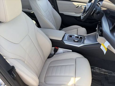 Used 2026 BMW 330i Sedan w/ M Sport Package RWD image 11