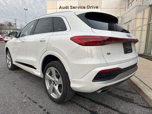New 2025 Audi Q5 Premium Plus image 3