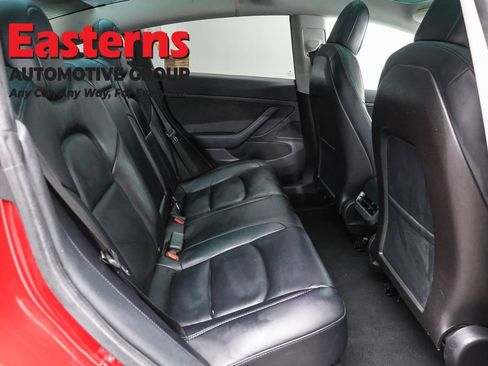 Used 2020 Tesla Model 3 Standard Range RWD image 17