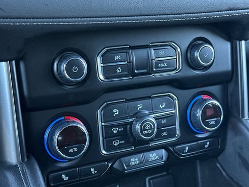 Used 2024 Chevrolet Tahoe LT image 30