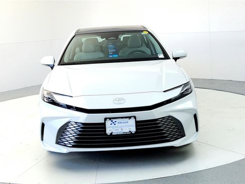 New 2026 Toyota Camry XLE image 8