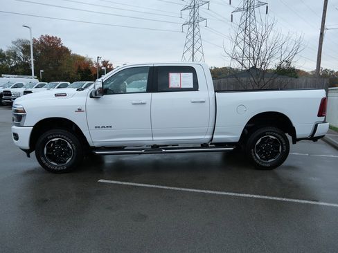 Used 2025 RAM 2500 Laramie image 10