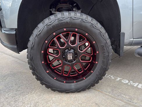 Used 2020 Chevrolet Silverado 1500 Custom Trail Boss w/ Custom Convenience Package AWD/4WD image 12