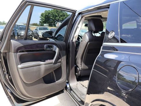 Used 2017 Buick Enclave Premium w/ Enclave Sport Touring Edition FWD image 28
