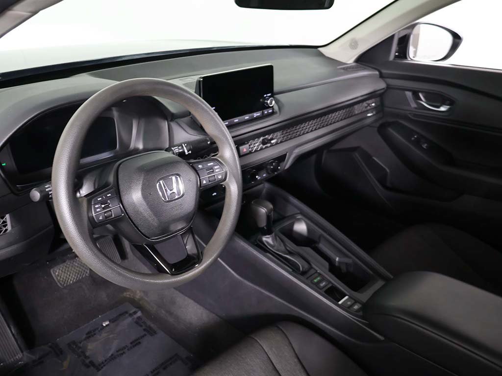 Used 2024 Honda Accord EX image 27