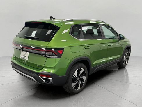 New 2025 Volkswagen Taos SE image 3