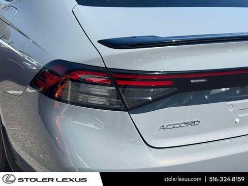Used 2024 Honda Accord Sport image 11