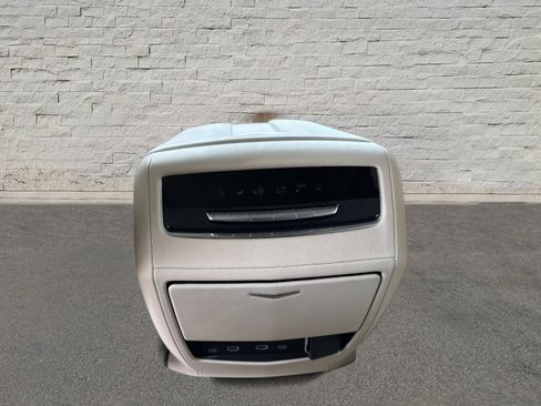 Certified 2024 Cadillac Escalade Sport Platinum image 18