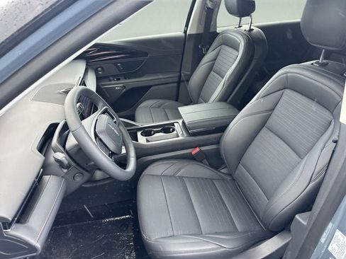 New 2026 Lincoln Nautilus Reserve w/ Jet Appearance Package AWD/4WD image 9
