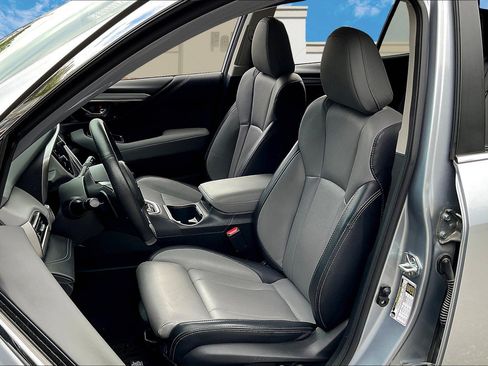 Used 2024 Subaru Outback Limited image 22