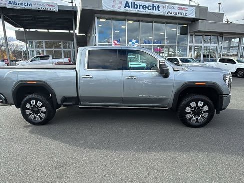 Certified 2024 GMC Sierra 2500 Denali w/ Denali Reserve Package image 8