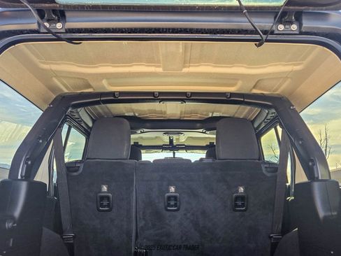 Used 2019 Jeep Wrangler Unlimited Sport S image 72