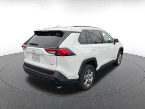 Used 2025 Toyota RAV4 XLE image 4