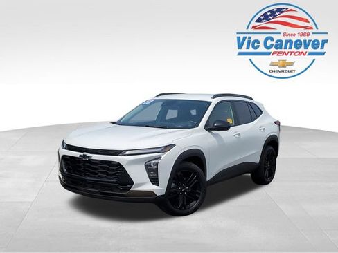 Certified 2025 Chevrolet Trax ACTIV w/ Driver Confidence Package FWD image 1