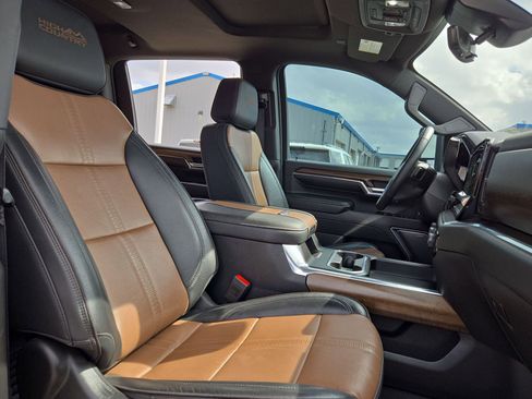 Used 2024 Chevrolet Silverado 2500 High Country w/ High Country Premium Package image 26