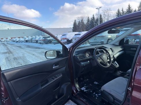 Used 2016 Honda CR-V SE image 10