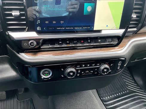 Used 2023 Chevrolet Silverado 1500 LT image 27