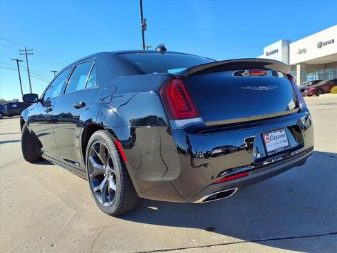 Certified 2023 Chrysler 300 S w/ Comfort Group image 36