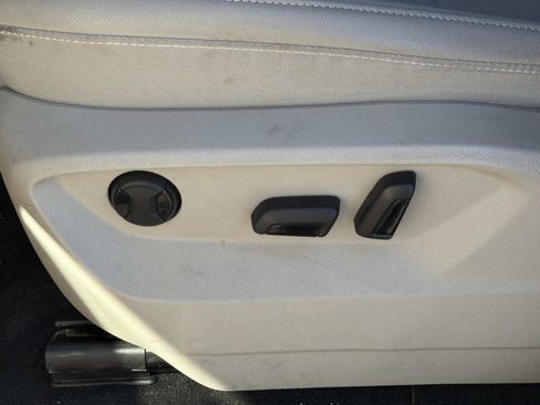 Used 2022 Volkswagen Atlas SE w/ Panoramic Sunroof Package image 21