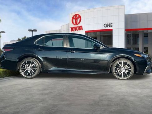 Certified 2024 Toyota Camry SE image 3