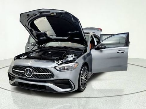 Used 2024 Mercedes-Benz C 300 Sedan image 13